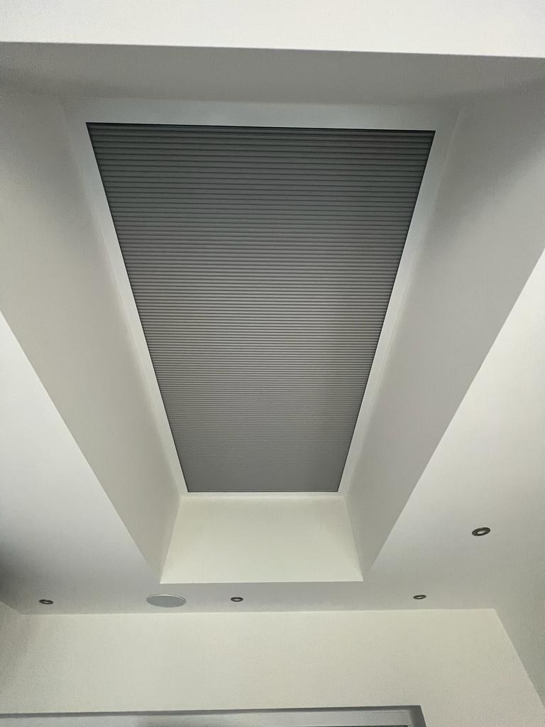 rooflight blind